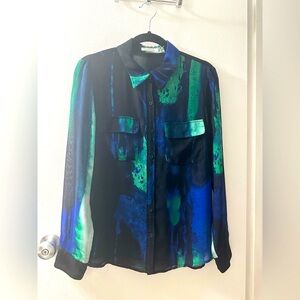 Calvin Klein button-down shirt - size S